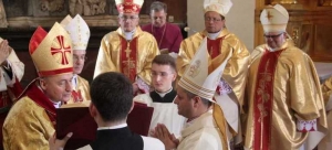 Przyjęcie sakry biskupiej rok temu 