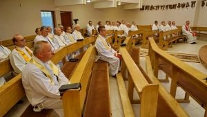 Spotkanie Biskupa Diecezjalnego z kapłanami, którzy przyjęli sakrament kapłaństwa 25 lat temu - HOMILIA, ZDJĘCIA
