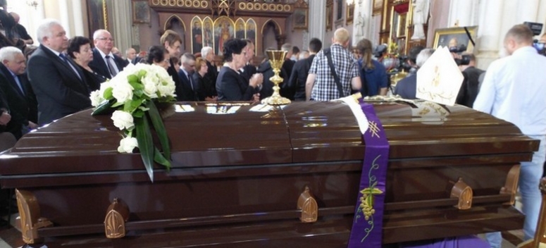 Odbyły się uroczystości pogrzebowe abp. Zygmunta Zimowskiego