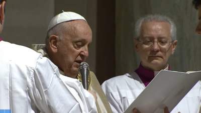 Papież ogłosił jubileuszową bullę zwołującą Rok Święty