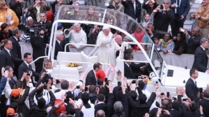 Franciszek zainaugurował Jubileuszowy Rok Miłosierdzia
